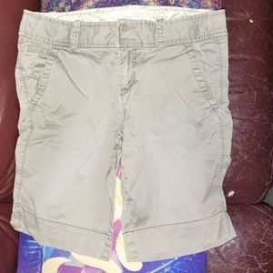 Aeropostale Cargo Bermuda Shorts Size 5/6 Like New